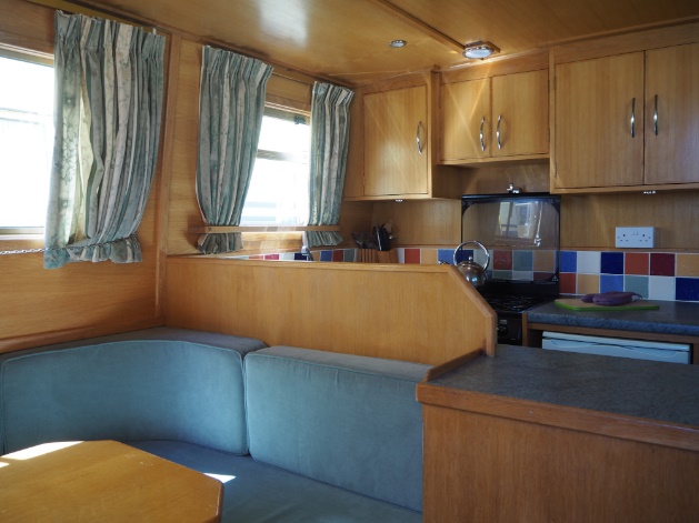 Bordeaux: Galley